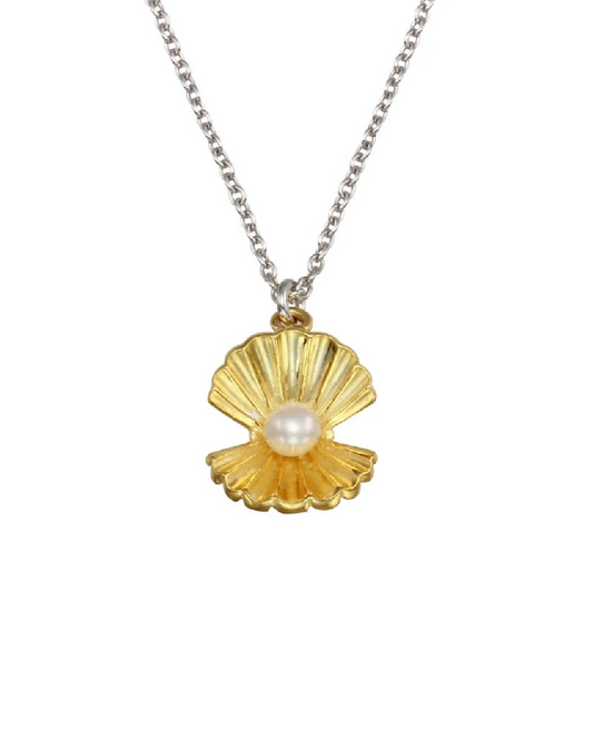 Clam Shell & Pearl Necklace